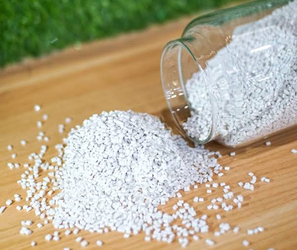 R-PET Chips (Recycled Pellets)